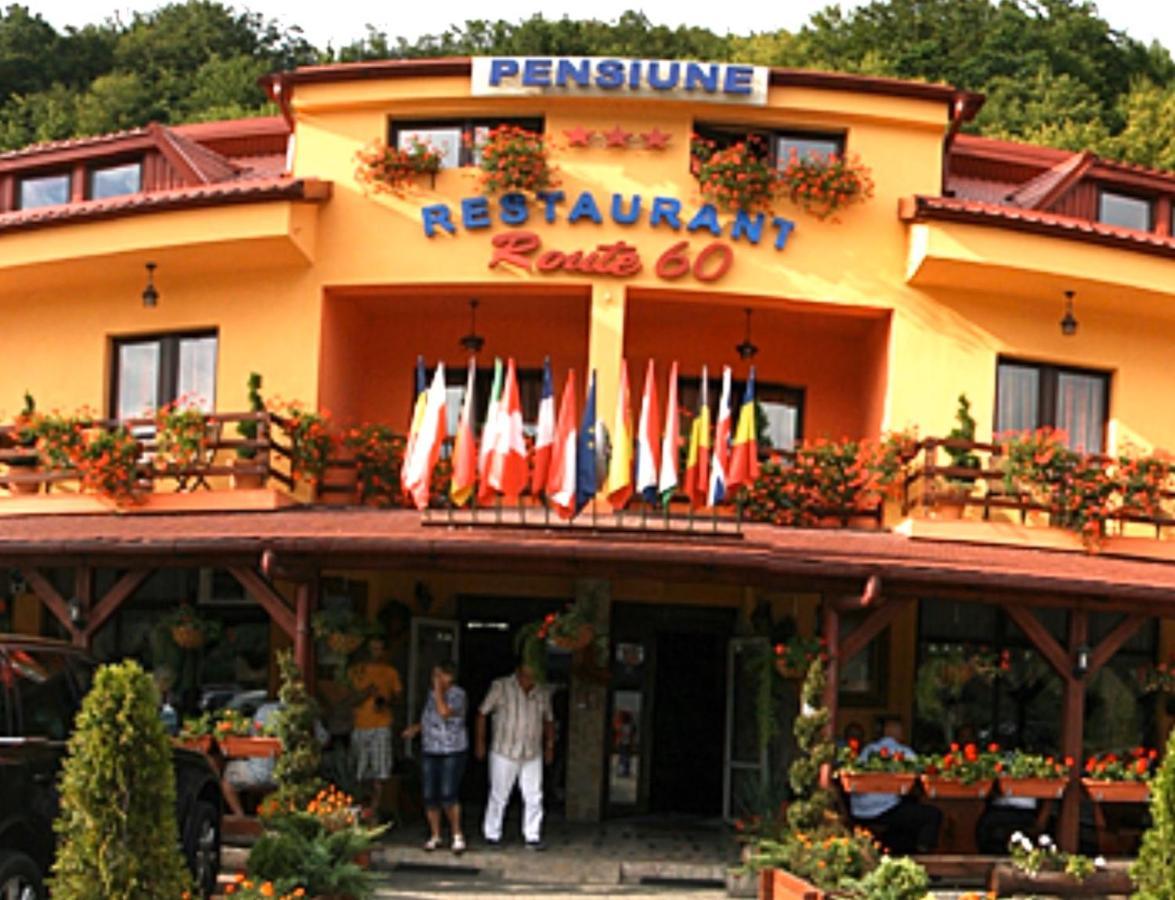 Pensiune Restaurant Route60 Ciucea Luaran gambar