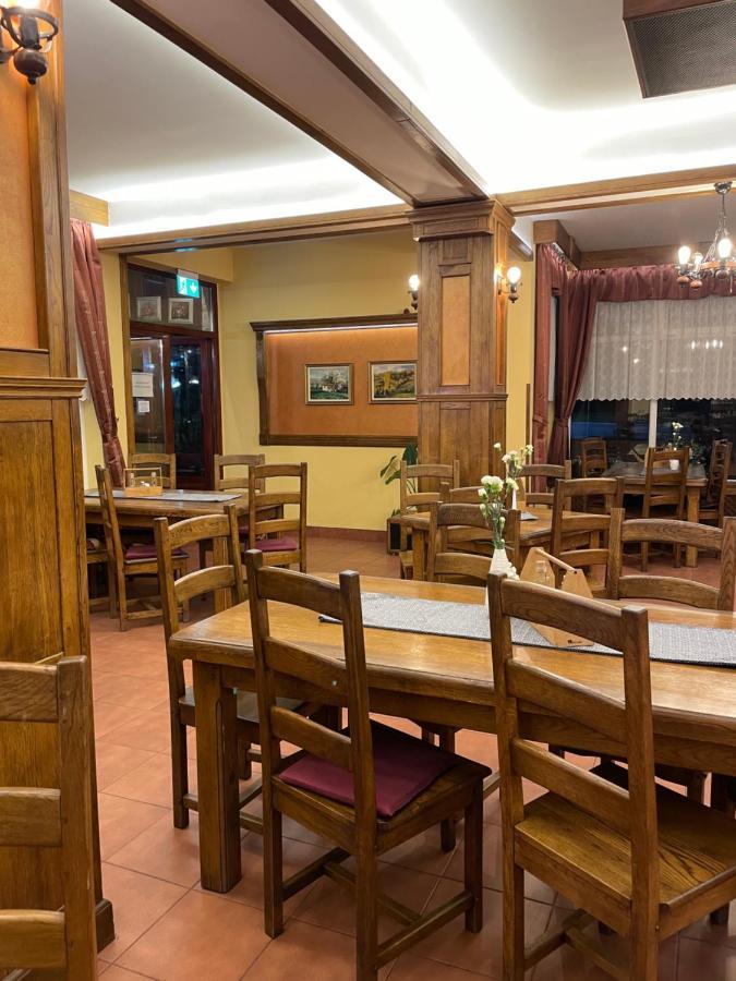 Pensiune Restaurant Route60 Ciucea Luaran gambar