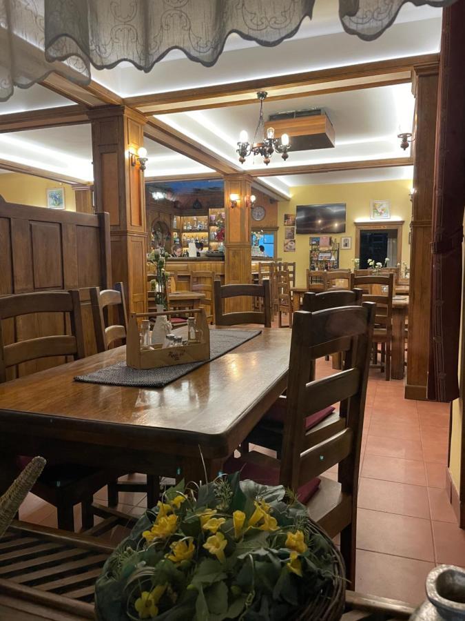 Pensiune Restaurant Route60 Ciucea Luaran gambar